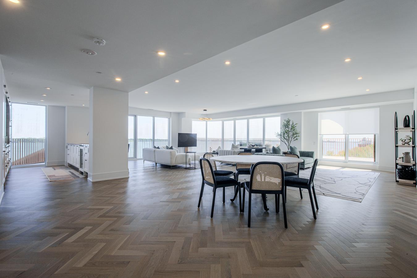 Waterfront living and dining room